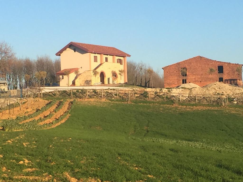 Вілла Agriturismo Montebeltrano Poleio Екстер'єр фото